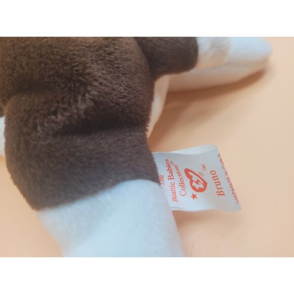 BEANIE BABY Bruno the the Bull Dog DOB 9/9/97  w/hang tag protector - Picture 3 of 4